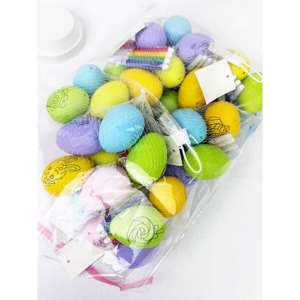DIY Colored Easter Egg with Markers