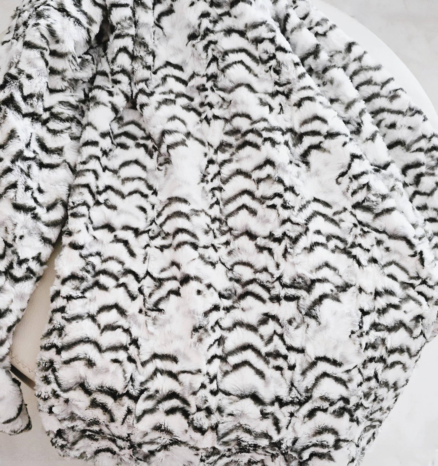 Snowy Owl Full/Queen Size 60 x 72 Minky Faux Fur Blanket