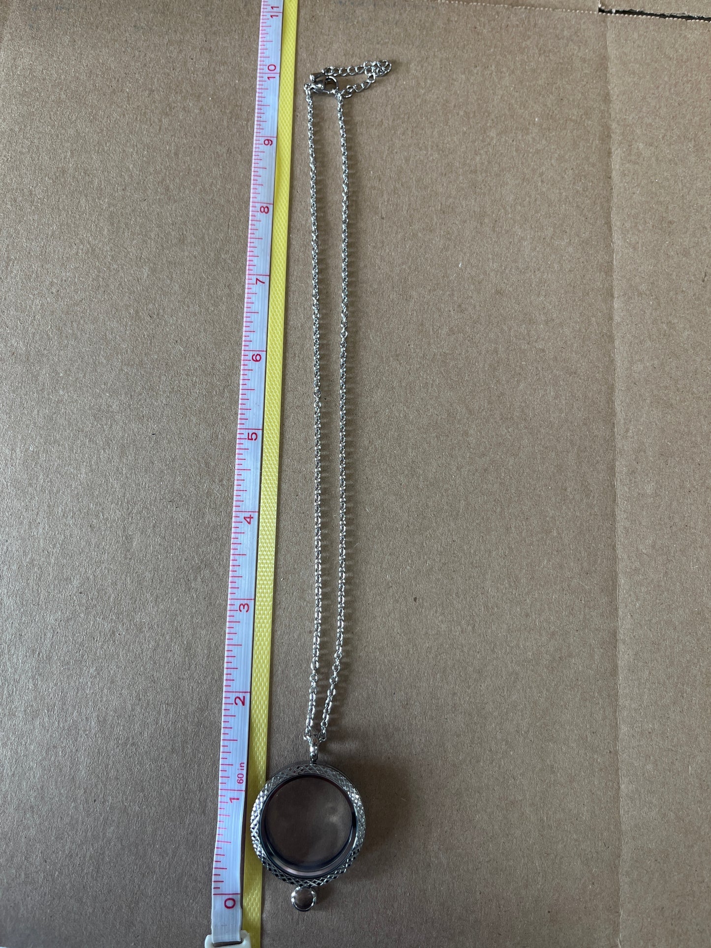 Youngevity Textured Locket w/ T-Bar