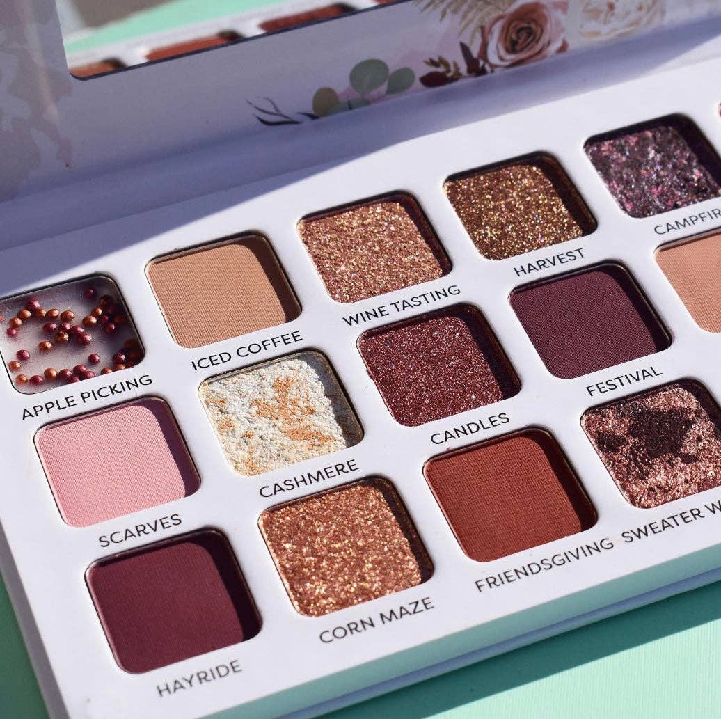 Hello Autumn 18 Shade Duo-Finish Eyeshadow Palette