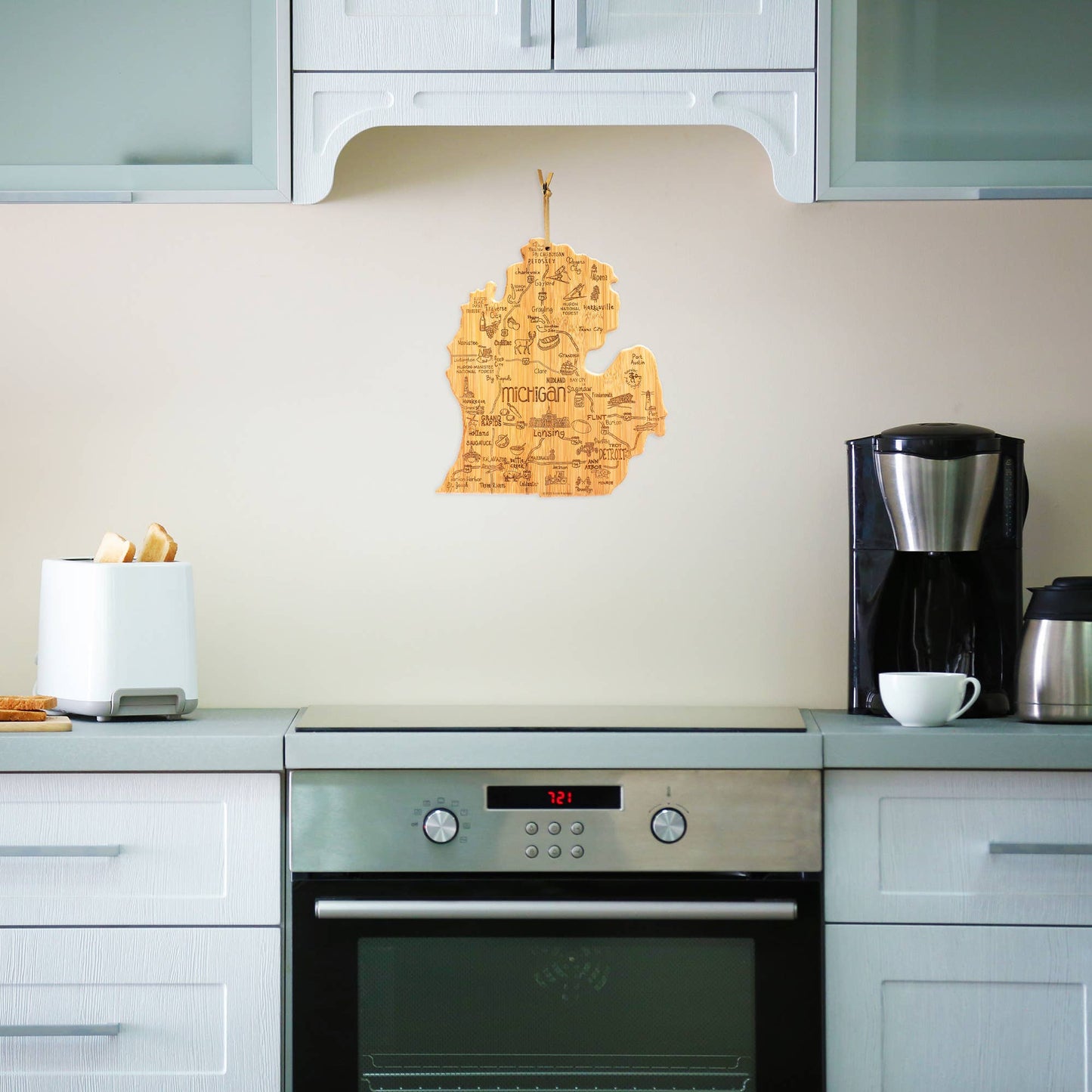 Destination Michigan (Mitten) Shaped Serving & Cutting Board