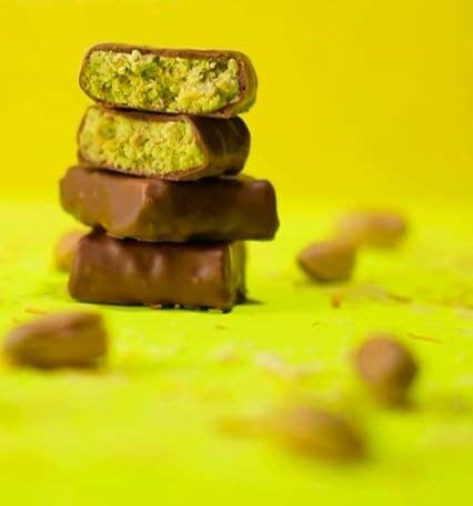 2 Count of Mini Dubai Chocolate Kunafa Pistachio Bar