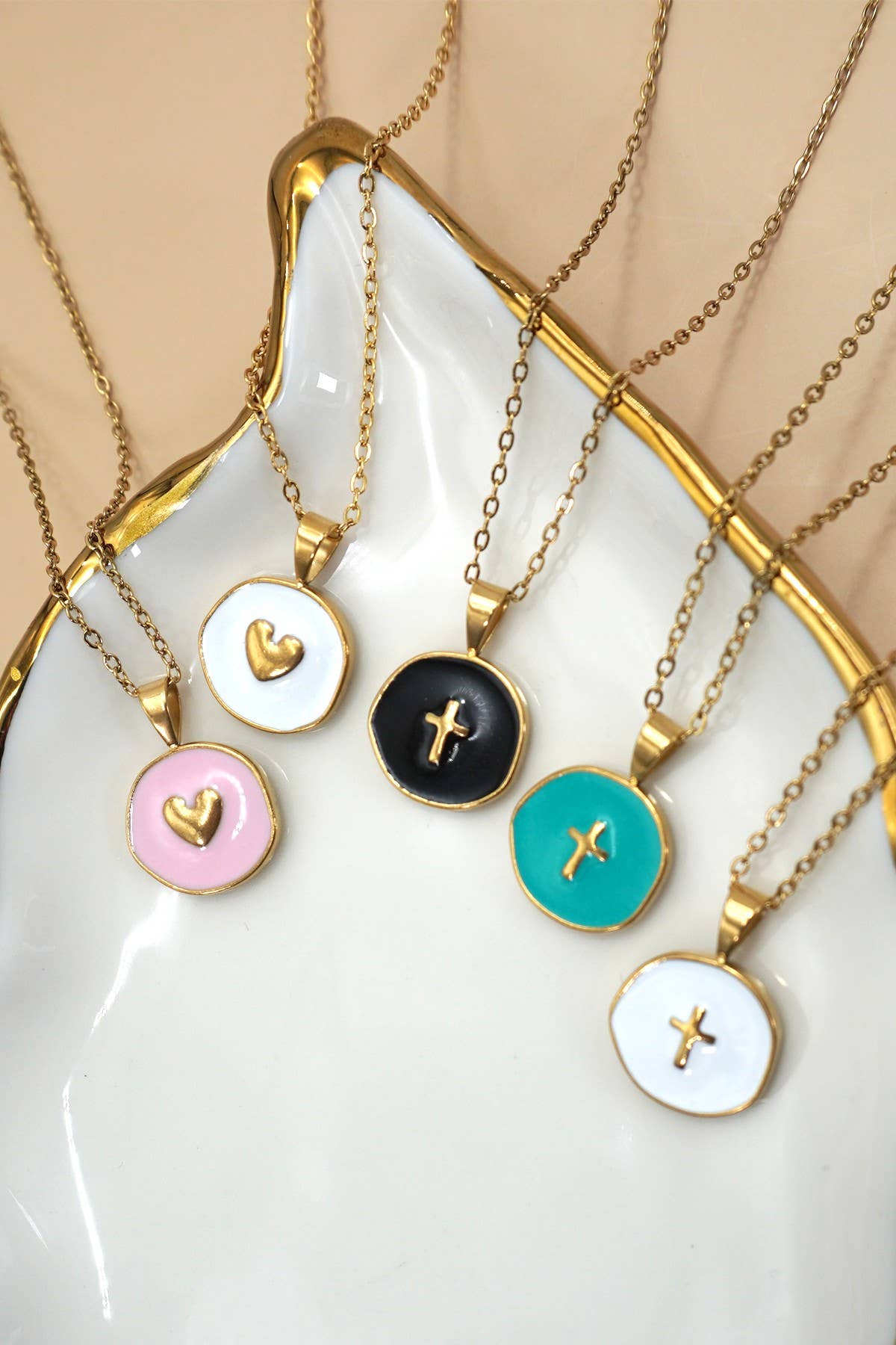 18K STAINLESS STEEL TARNISH FREE CROSS NECKLACE | 40NK9527