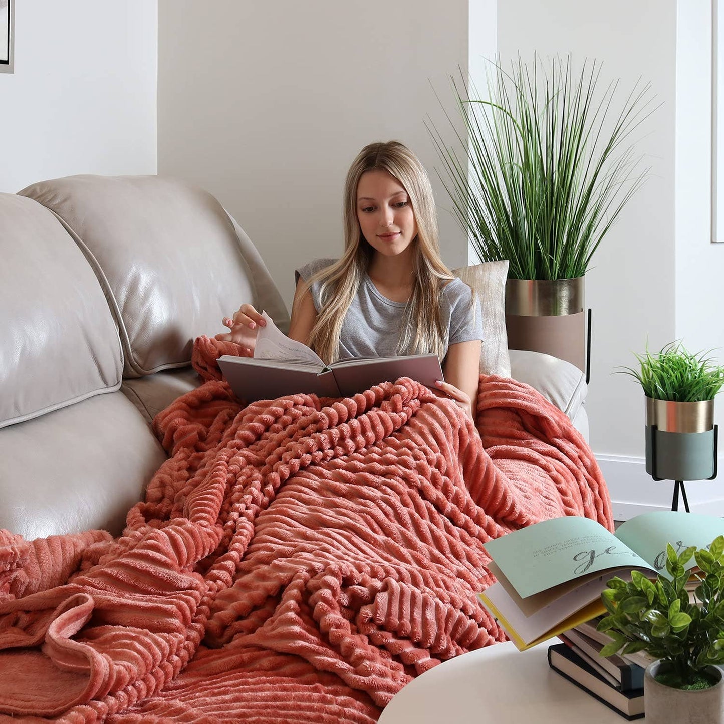 Nestl Cut Plush Fleece Blanket: Misty Rose / Throw 50” x 60”