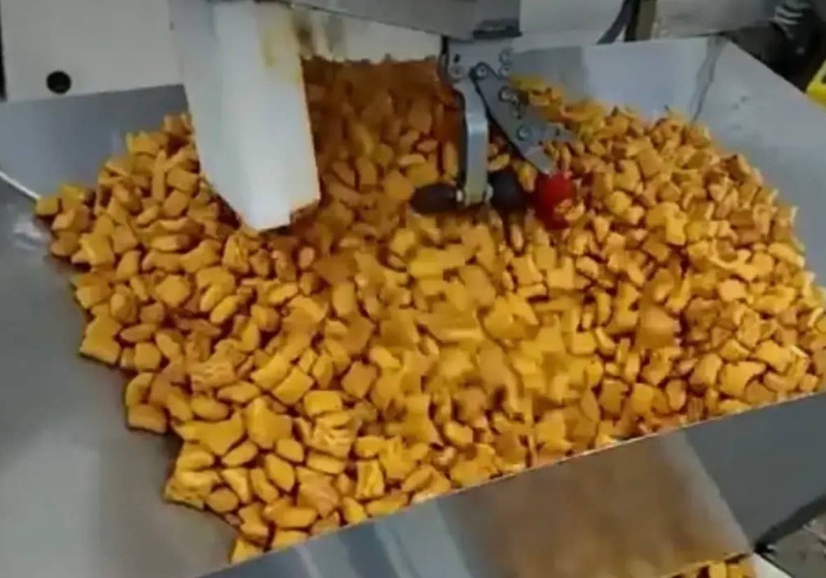 Gourmet Flavored Pretzels 🥨 “Parmesan Garlic Nuggets” 1/2LB