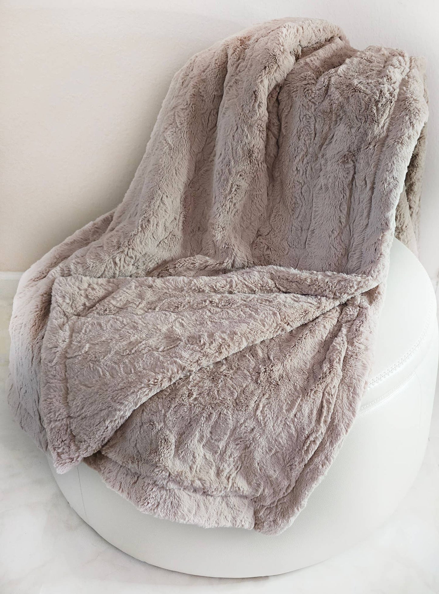 Cloud King Size 80 x 84 Minky Faux Fur Blanket