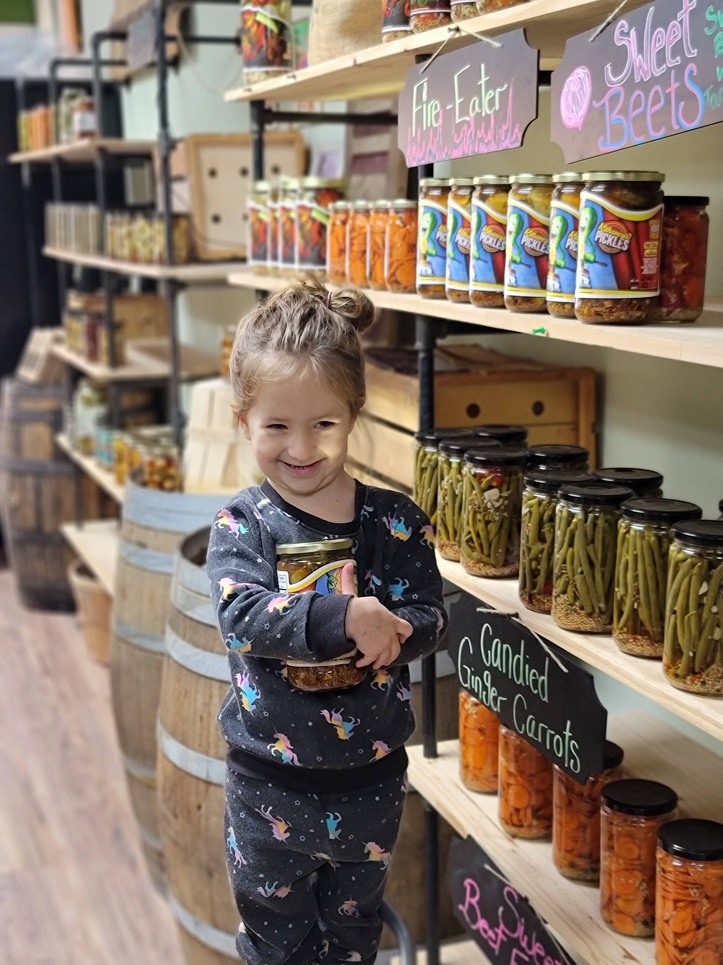 Garlic Dillicious Pickles, 16oz