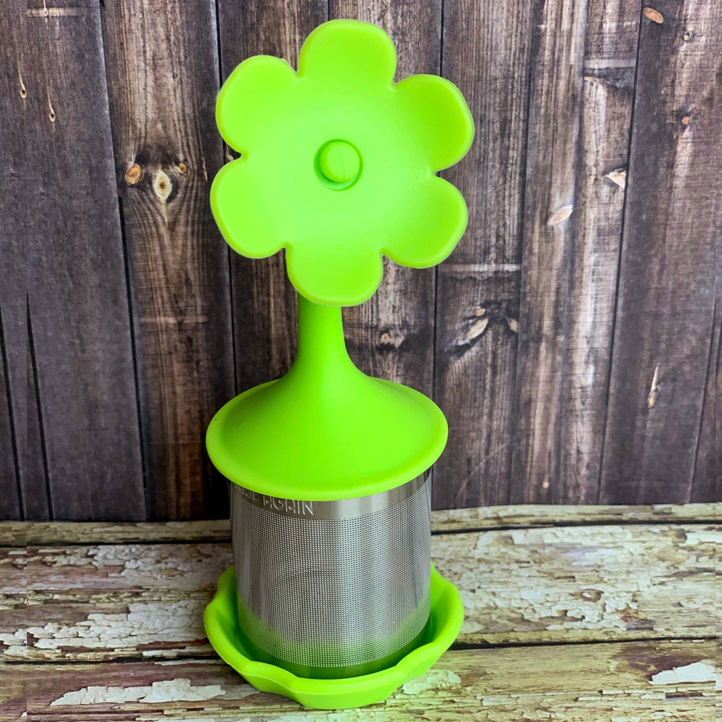 Tea Strainer, Green Flower