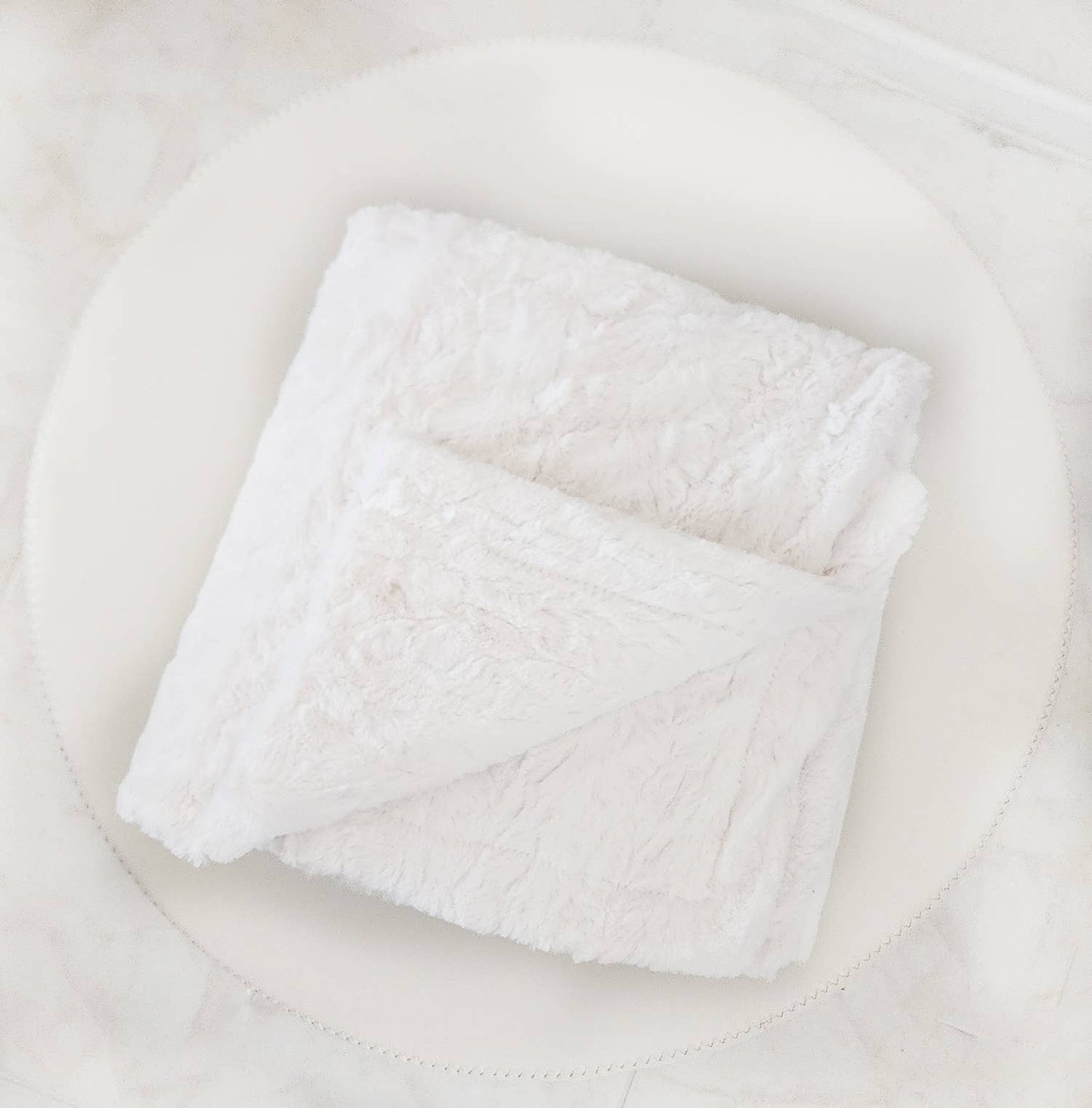 White/Cream Full/Queen Size 60 x 72 Minky Faux Fur Blanket